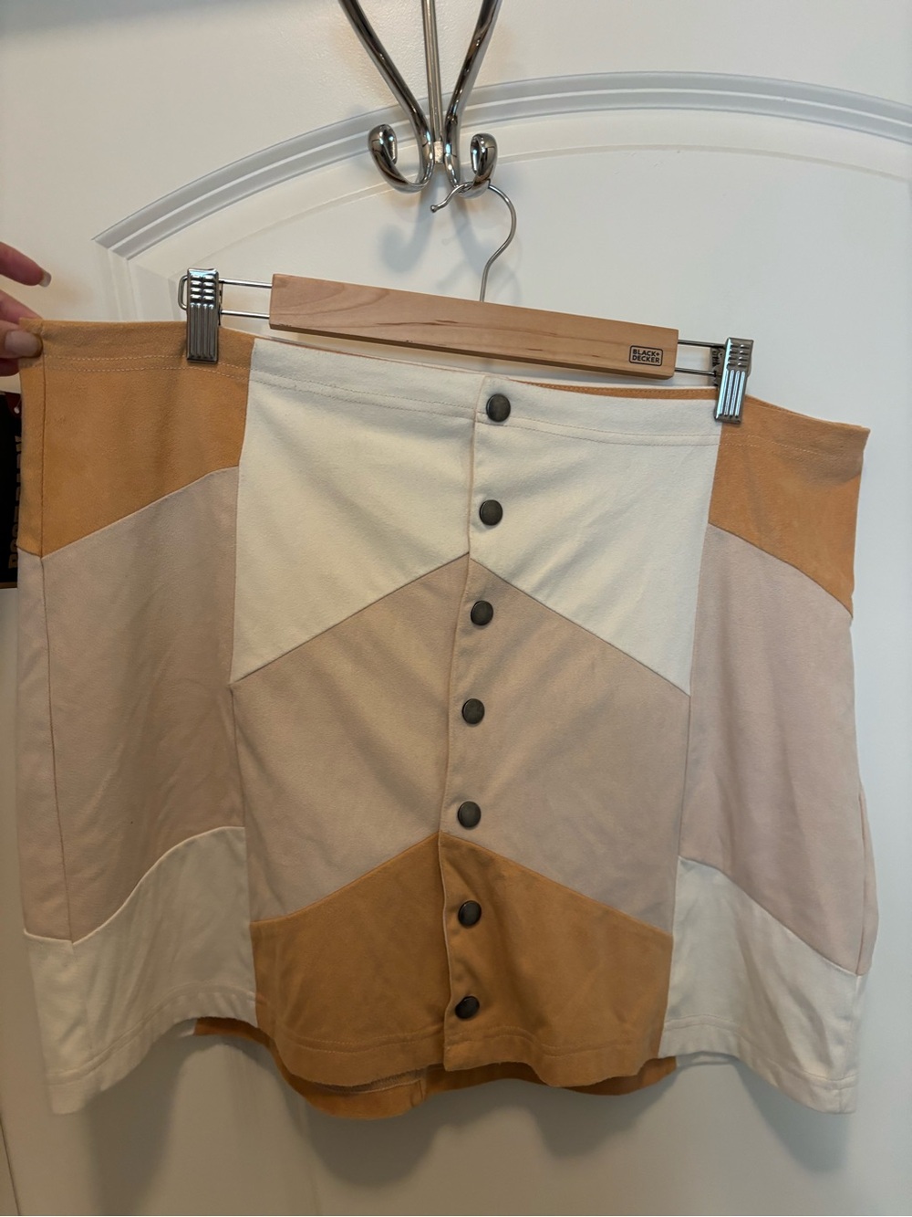 Shyanne Colorblock Button-Front Mini Skirt in Cream, Tan and Beige